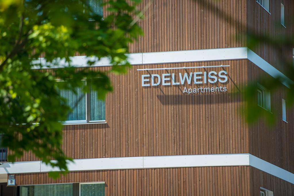 Apartment Edelweiss Brunico Rom bilde