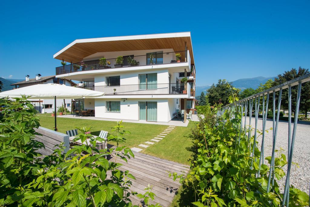 Apartment Edelweiss Brunico Rom bilde